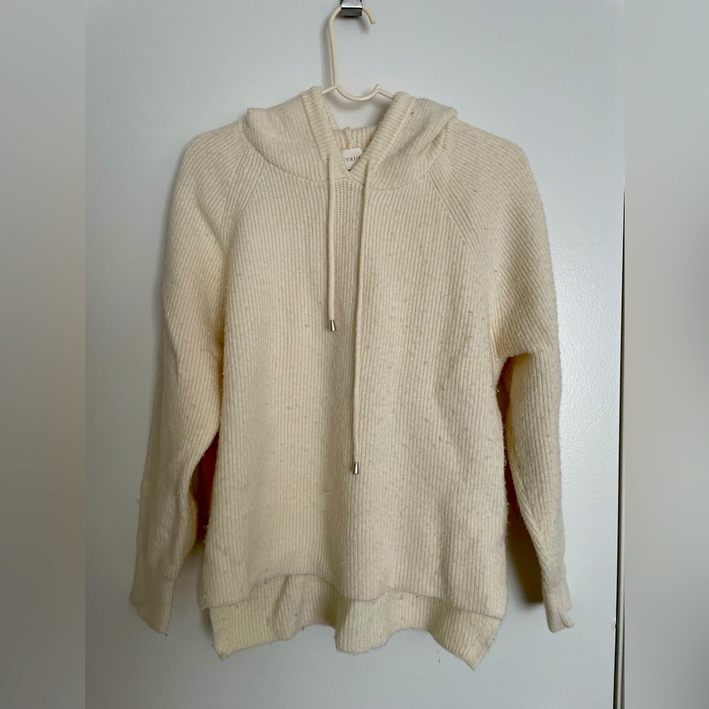 Cyrus sweaters women’s size s